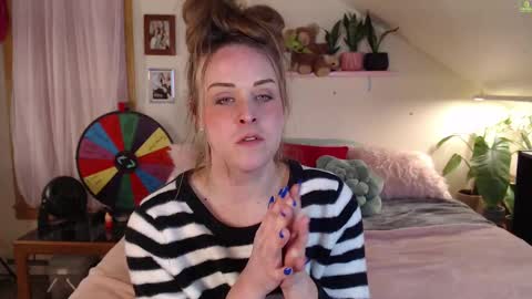 ladyboyhomemaker online show from 02/14/25, 04:58