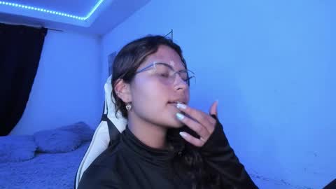  Lady  online show from 03/12/26, 02:07