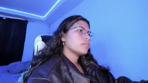  Lady  online show from 03/18/26, 10:57