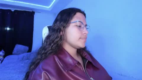  Lady  online show from 03/22/26, 05:44