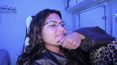  Lady  online show from 04/09/26, 06:19