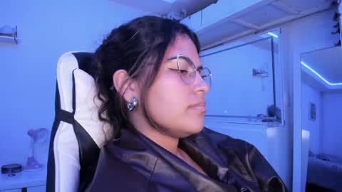  Lady  online show from 05/23/26, 05:56