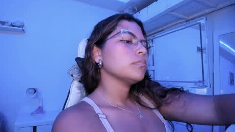  Lady  online show from 06/03/26, 12:35