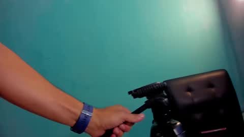 Snapshot of ladyclaudia1 chatting on 02/10/25, 02:05 Katalina y adrian online show from 02/10/25, 02:05