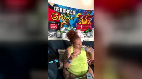 onlyfans  Ladycreamypr online show from 04/10/26, 09:30