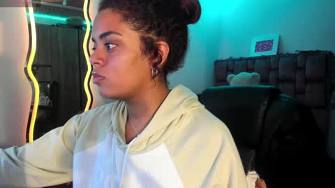 leidy daniela online show from 01/02/25, 02:43