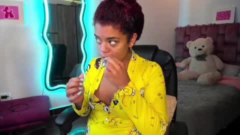 leidy daniela online show from 01/19/25, 10:06