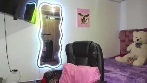 leidy daniela online show from 02/04/26, 02:06