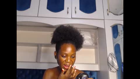 Snapshot of ladydiva69 chatting on 02/22/25, 11:46 ladydiva69 online show from 02/22/25, 11:46