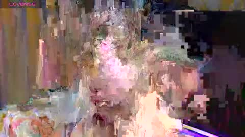 Snapshot of ladyemelymoon chatting on 05/19/26, 10:38 LadyEmelymoon online show from 05/19/26, 10:38