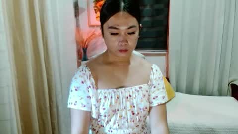 Snapshot of ladyfox_95 chatting on 11/02/25, 02:03 ask me online show from 11/02/25, 02:03