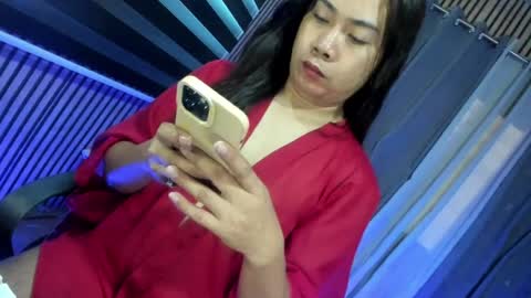 Snapshot of ladyfox_95 chatting on 08/04/26, 03:21 ask me online show from 08/04/26, 03:21