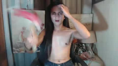 Snapshot of ladygreen03 chatting on 11/10/25, 06:45 ladygreen03 online show from 11/10/25, 06:45