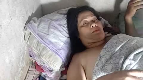 Snapshot of ladyjelyn69 chatting on 02/13/26, 02:57 ladyjelyn69 online show from 02/13/26, 02:57