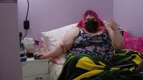 ladykitsunebig online show from 05/28/26, 07:00