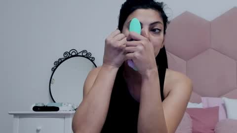 Lia online show from 02/03/25, 05:07