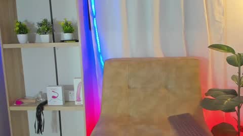 Snapshot of ladynemesis00 chatting on 02/01/25, 03:41 ladynemesis00 online show from 02/01/25, 03:41