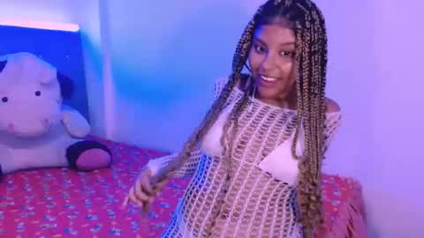 laura online show from 03/03/26, 05:13