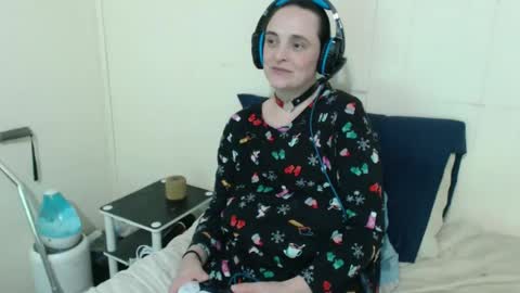 LadySlate online show from 12/26/24, 06:41