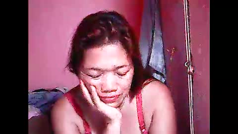 Snapshot of ladysweet4u69 chatting on 05/20/26, 06:47 ladysweet4u69 online show from 05/20/26, 06:47