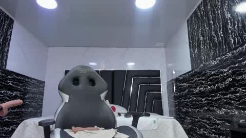 Snapshot of ladyy_scarlett chatting on 01/17/26, 02:38 Ladyy Scarlett online show from 01/17/26, 02:38