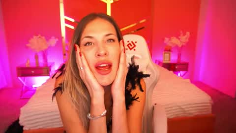 Laura online show from 10/24/25, 01:40