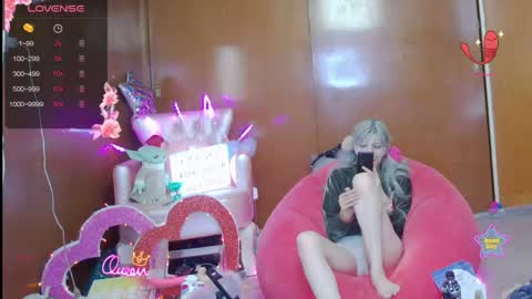 Snapshot of laflakita21 chatting on 05/15/26, 10:50 Skinnygirl online show from 05/15/26, 10:50