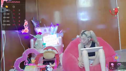 Snapshot of laflakita21 chatting on 06/24/26, 10:31 Skinnygirl online show from 06/24/26, 10:31