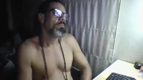 La Genova esta Dura beard boy male dick mastubate latinosexy latinohot latino glasses mature strong stronglegs online show from 04/18/26, 05:11