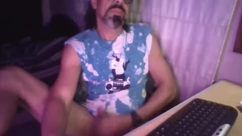 La Genova esta Dura beard boy male dick mastubate latinosexy latinohot latino glasses mature strong stronglegs online show from 07/17/26, 04:30