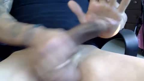 Snapshot of lahung333 chatting on 02/08/25, 08:32 lahung333 online show from 02/08/25, 08:32