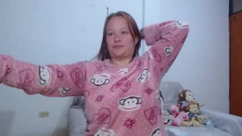  paola and a guest lol    online show from 09/27/25, 04:45