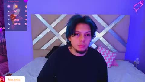 Snapshot of laia_and_damian chatting on 09/19/25, 07:58 laia_and_damian online show from 09/19/25, 07:58