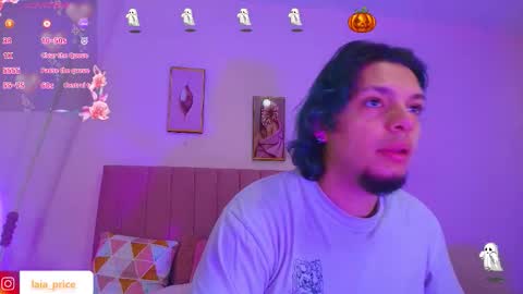 Snapshot of laia_and_damian chatting on 10/29/25, 12:07 laia_and_damian online show from 10/29/25, 12:07