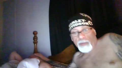 laidbackluxury online show from 05/14/26, 02:51