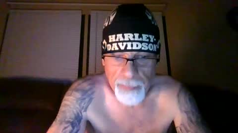 laidbackluxury online show from 05/18/26, 04:07