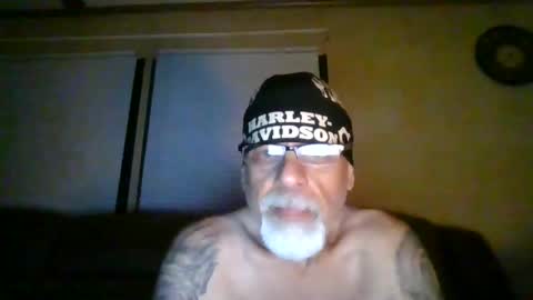 laidbackluxury online show from 05/30/26, 08:00