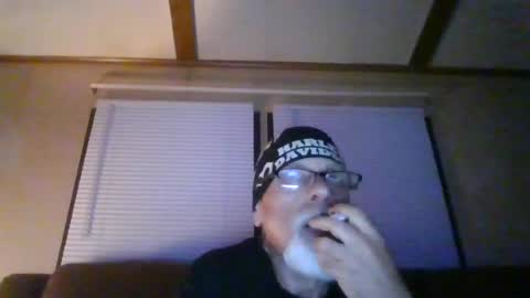 laidbackluxury online show from 06/23/26, 03:48