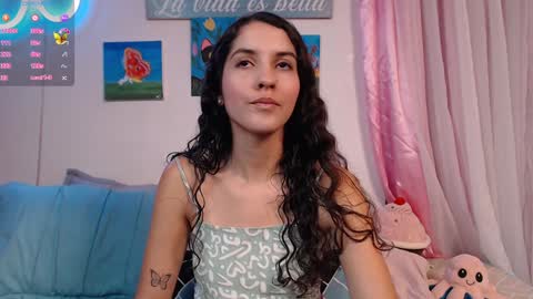 Snapshot of lailypink chatting on 12/15/24, 07:53 samanta online show from 12/15/24, 07:53