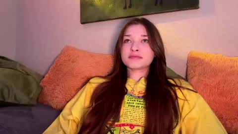 Hello guys Im Ann online show from 06/11/26, 08:45