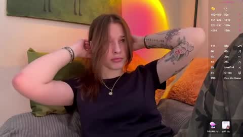 Hello guys Im Ann online show from 06/19/26, 06:18