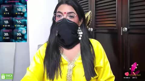 Laskhmirani online show from 02/13/25, 01:37