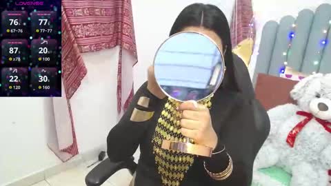 Laskhmirani online show from 11/21/25, 11:20