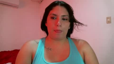 Snapshot of lala_gomez01 chatting on 02/12/25, 09:43 laura gomez online show from 02/12/25, 09:43