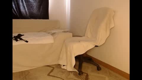 LalaMy online show from 04/11/26, 07:45