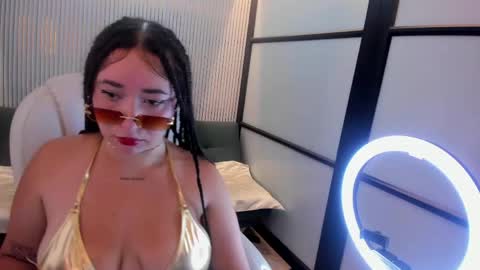 lalabunny01 online show from 04/22/26, 10:00