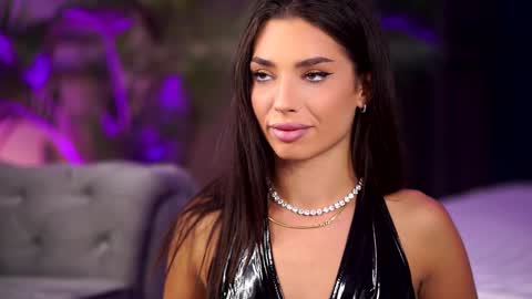 Snapshot of lalaroze chatting on 09/15/25, 07:14 Lala online show from 09/15/25, 07:14