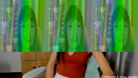 Snapshot of lalisa_manoban chatting on 10/24/25, 04:25 Lisa online show from 10/24/25, 04:25