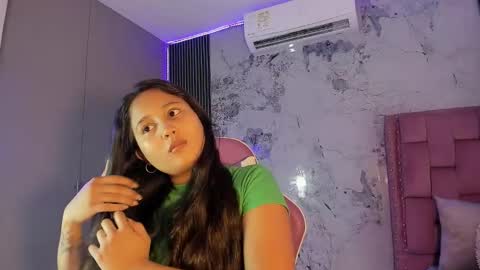 Laura online show from 10/02/25, 12:12