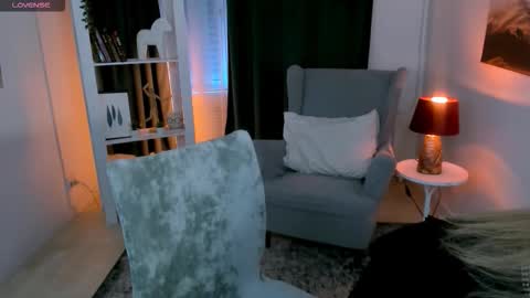 Laly online show from 11/03/25, 10:49